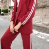 9007 costum cu dungi (11)